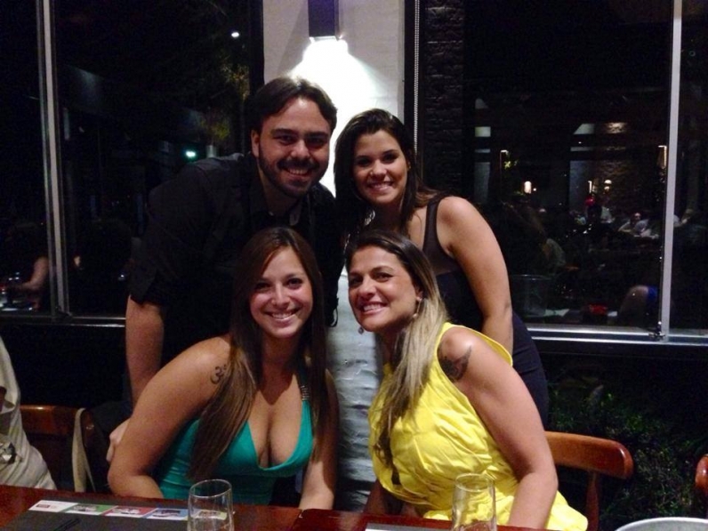 30_14749_5356cf7954d64