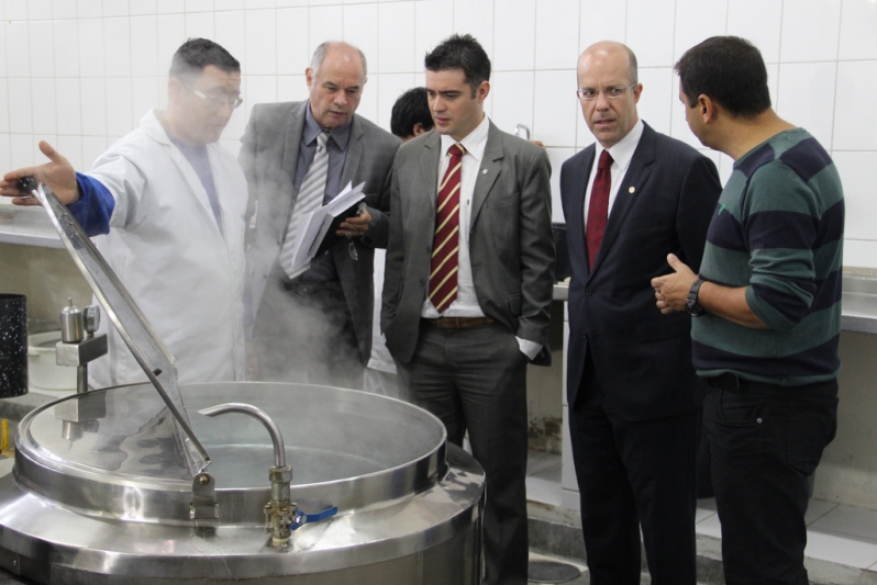 30_14988_536d233b20c2e