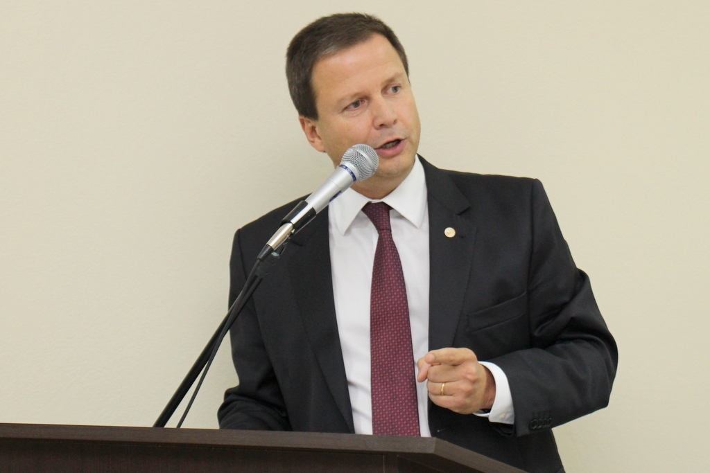 30_17848_554866431af96