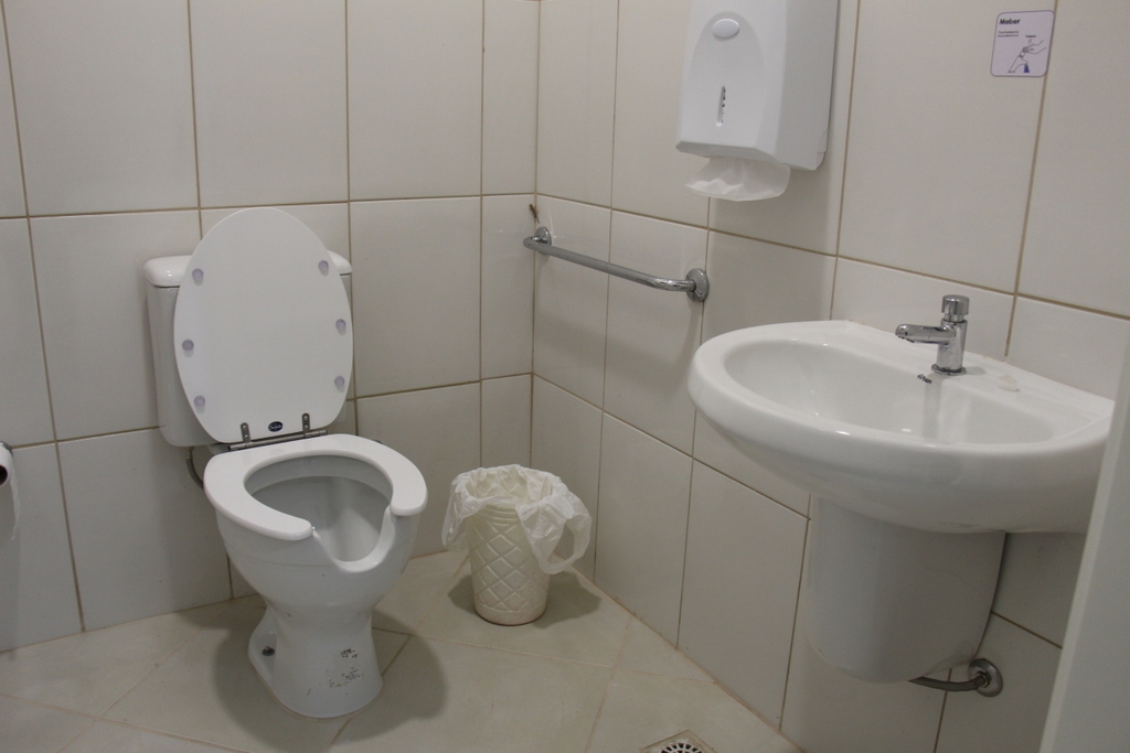 30_17848_55486652023f3