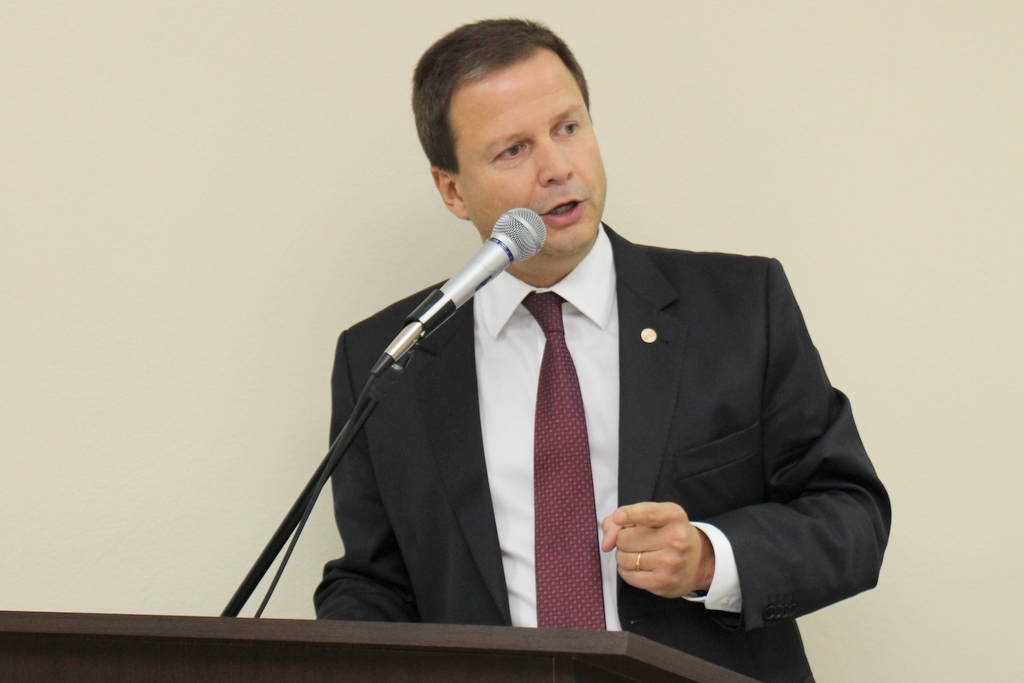 30_17852_5548ee682f906