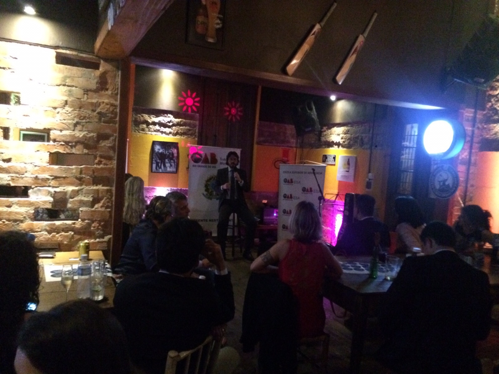 30_19853_564df6a69bf3a