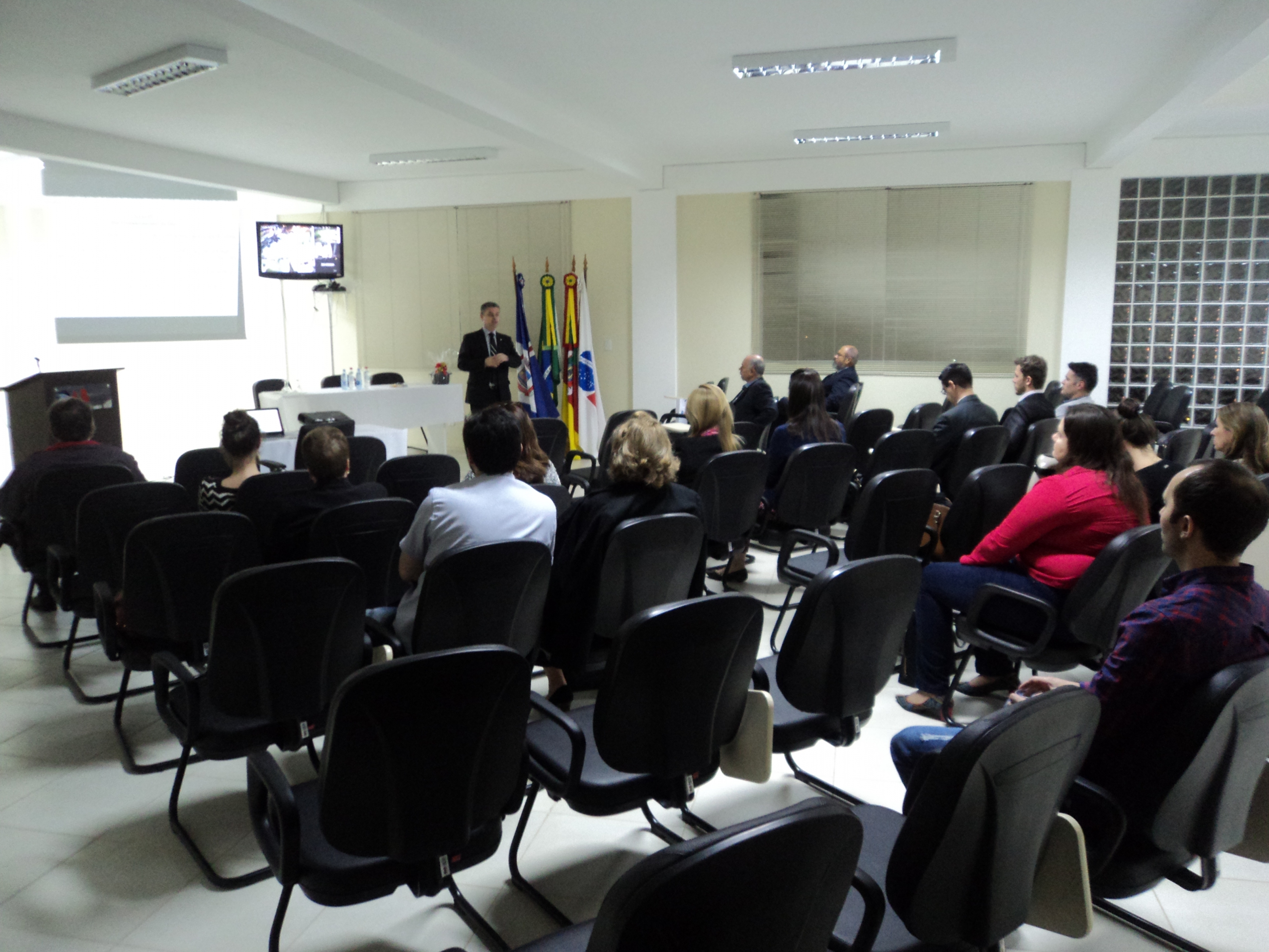 30_25591_59d51a8bcae42