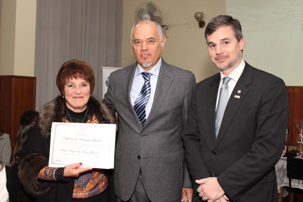 30_28083_5b77206ec43f9