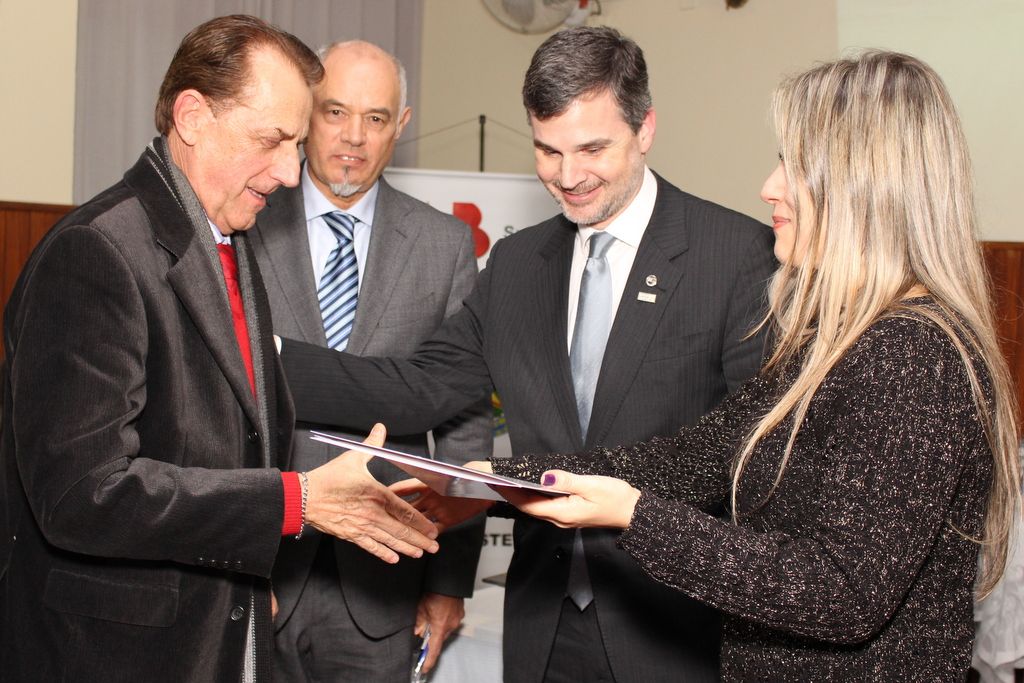 30_28083_5b772077550eb