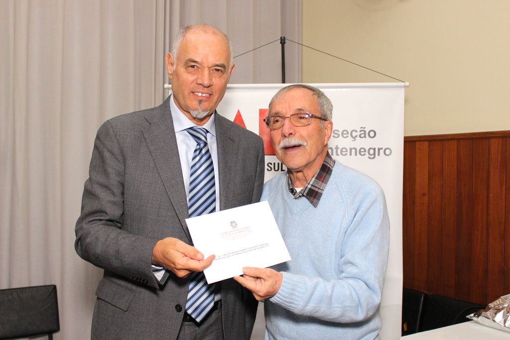 30_28083_5b7720819744d