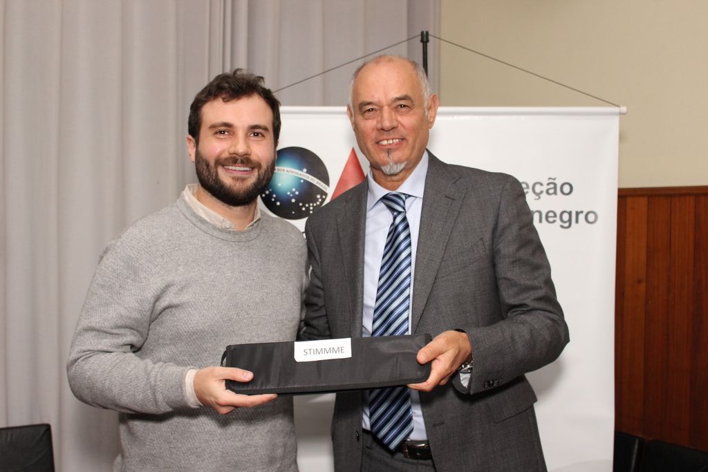 30_28083_5b77208373044