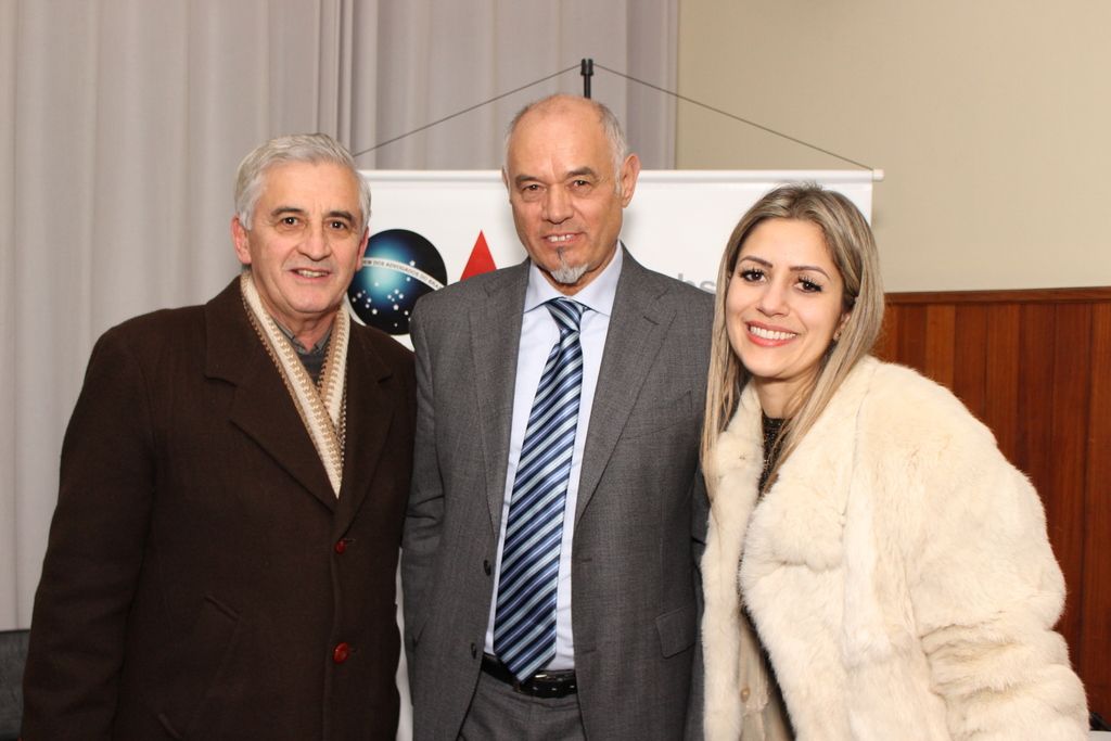 30_28083_5b77208d6abe2