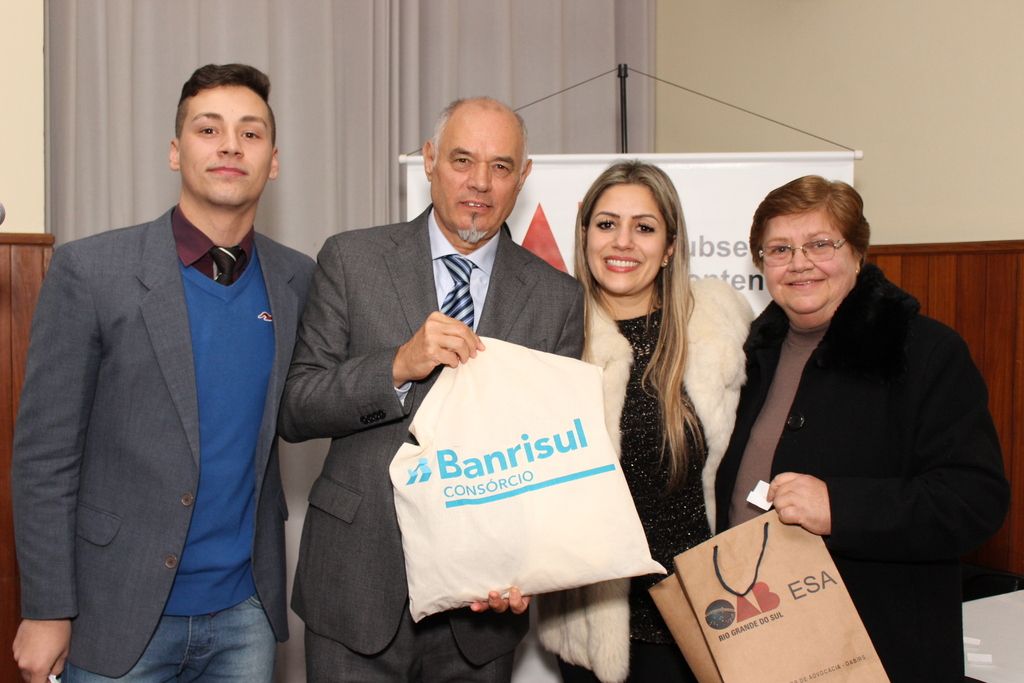 30_28083_5b77208f156fb