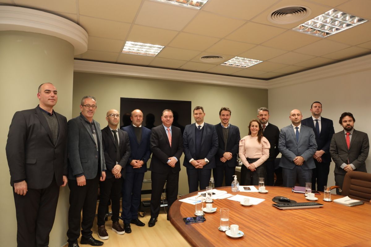 30_61494_62bce4a77ff53