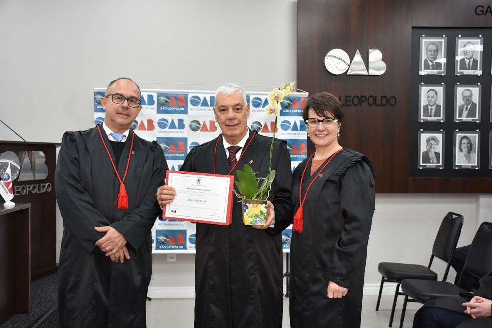 30_65117_68631de932890