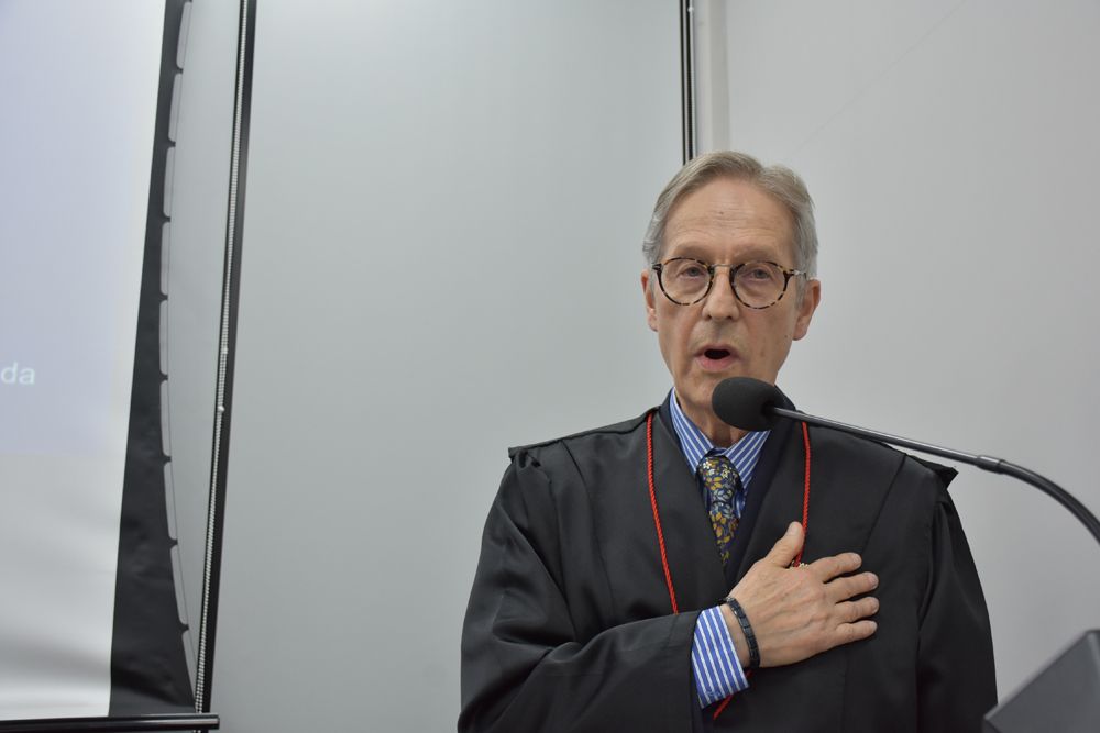 30_65637_690d00988d166