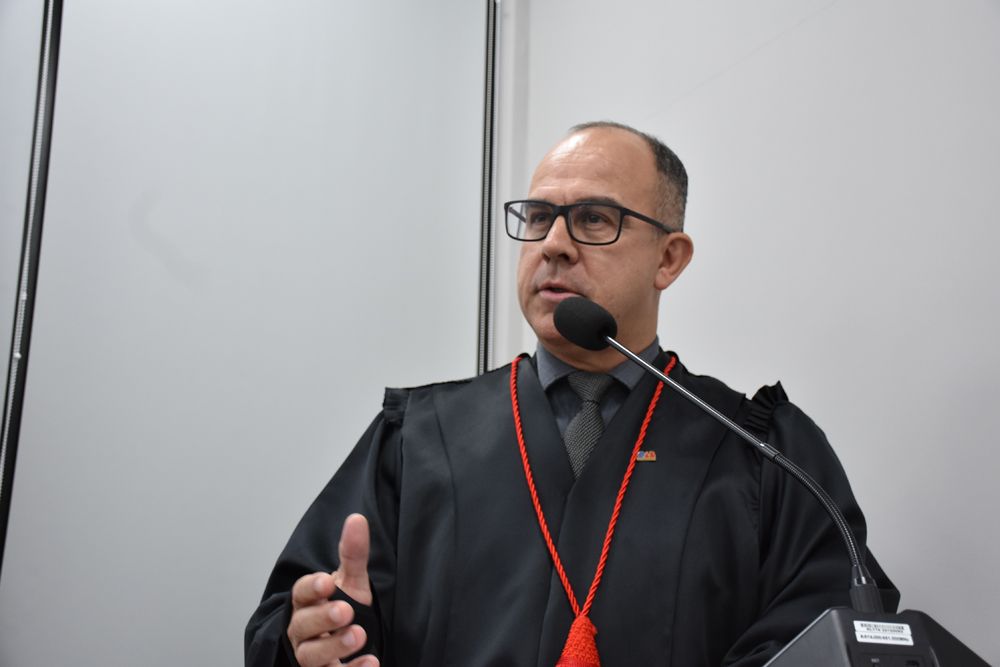 30_65637_690d00cba875a