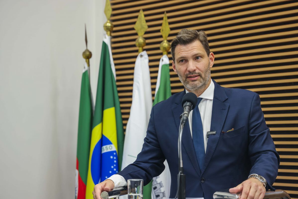 30_65819_6945c1cf16001